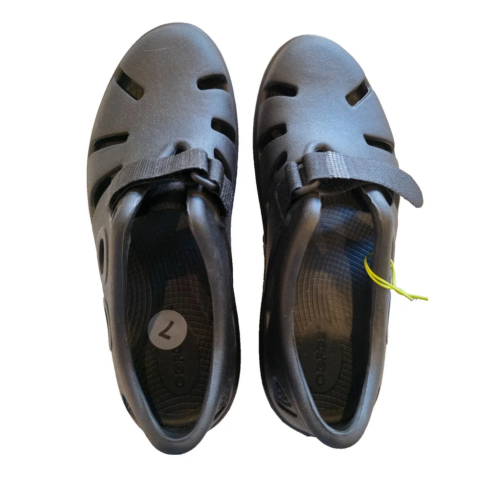 OOFOS OOahh Sport Flex Clogs Unisex M7/W9 Black Recovery Shoes Adjustable Strap